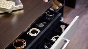 Closet built-in Jewelry Drawers