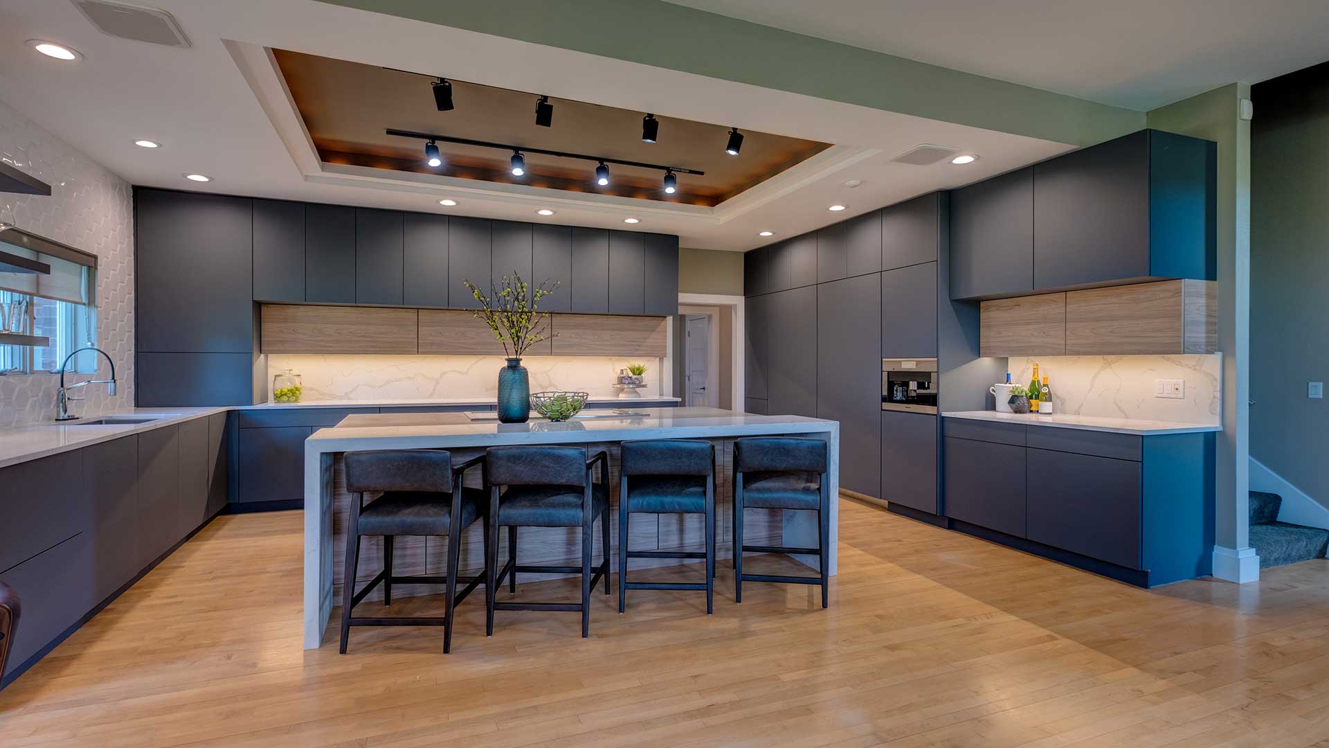 Modern Kitchen design with custom cabinetry and island